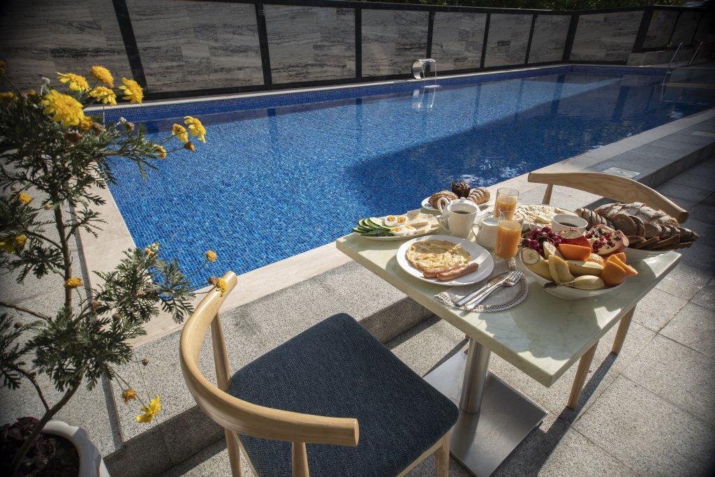 Chveni Ezo Boutique Hotel Kobuleti Eksteriør billede